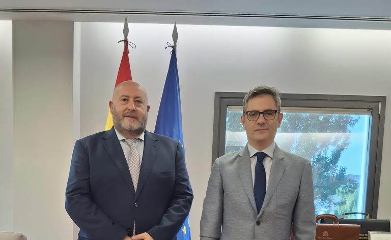 El presidente de la FCJE se reúne con el ministro Félix Bolaños