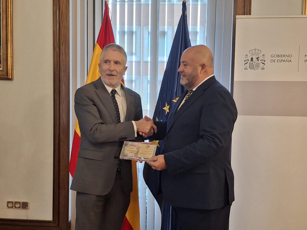 El Presidente de la FCJE se reúne con el Ministro del Interior